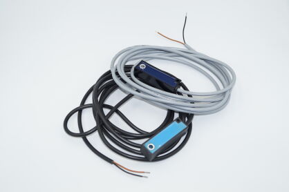 Czujnik poziomowania B13 niebieski do wind MBB Palfinger 4513351H