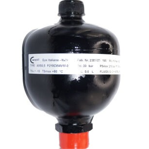 HYDROAKUMULATOR AKUMULATOR HYDRAULICZNY MEMBRANOWY 0,5 L WŁOSKI AMS0,5P210CW4VM-0